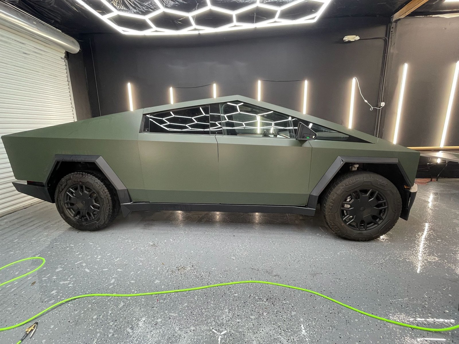 WhatsApp Image 2025-10-03 at 2.25.56 AM (1)